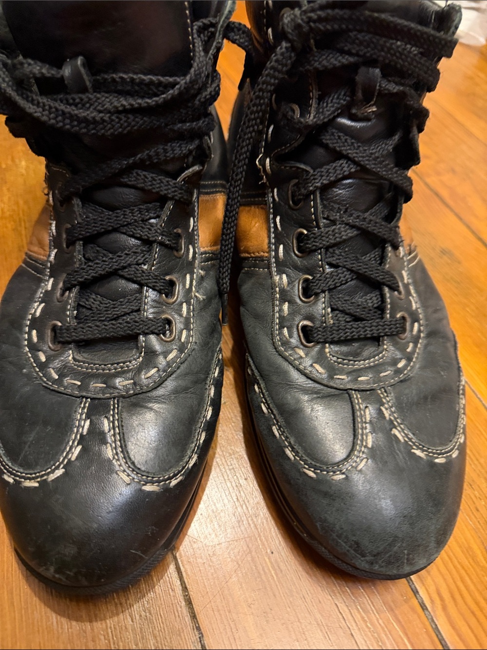 Josef Seibel Black Leather Lace-Up Boots with Contrast Stitching
